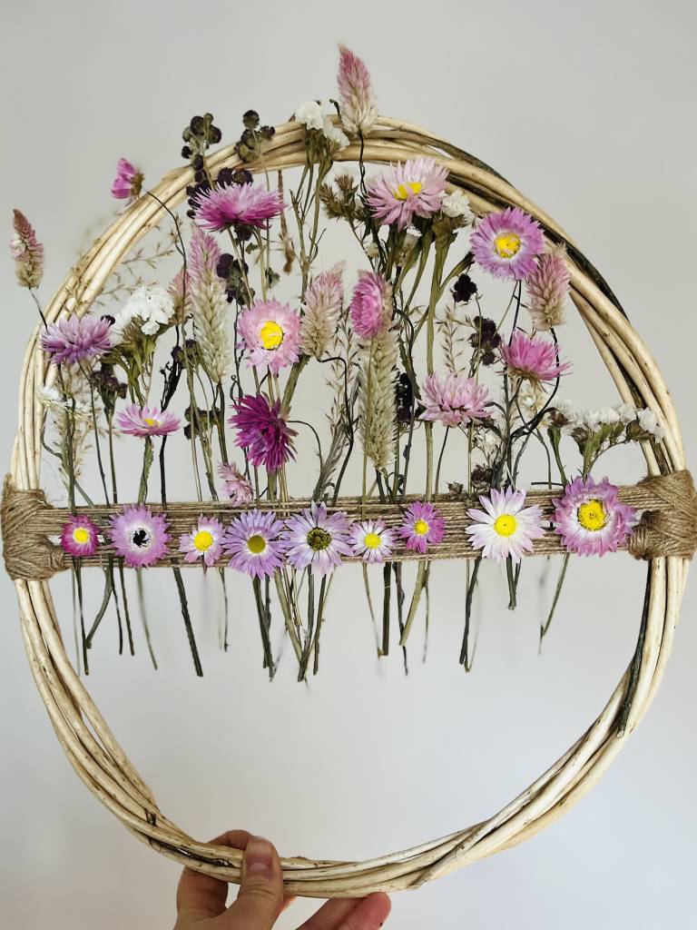 Couronne de fleurs séchées de Terre de couleurs