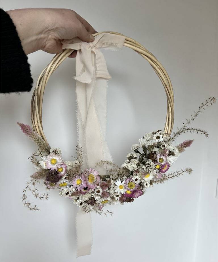 Couronne de fleurs séchées